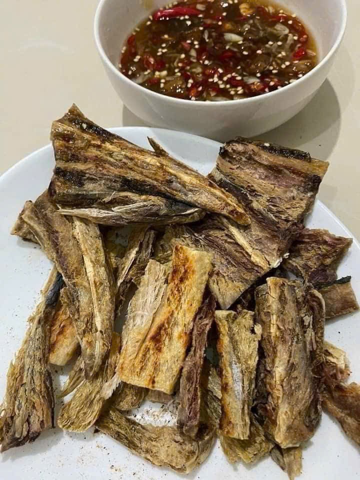 Khô cá đuối đen