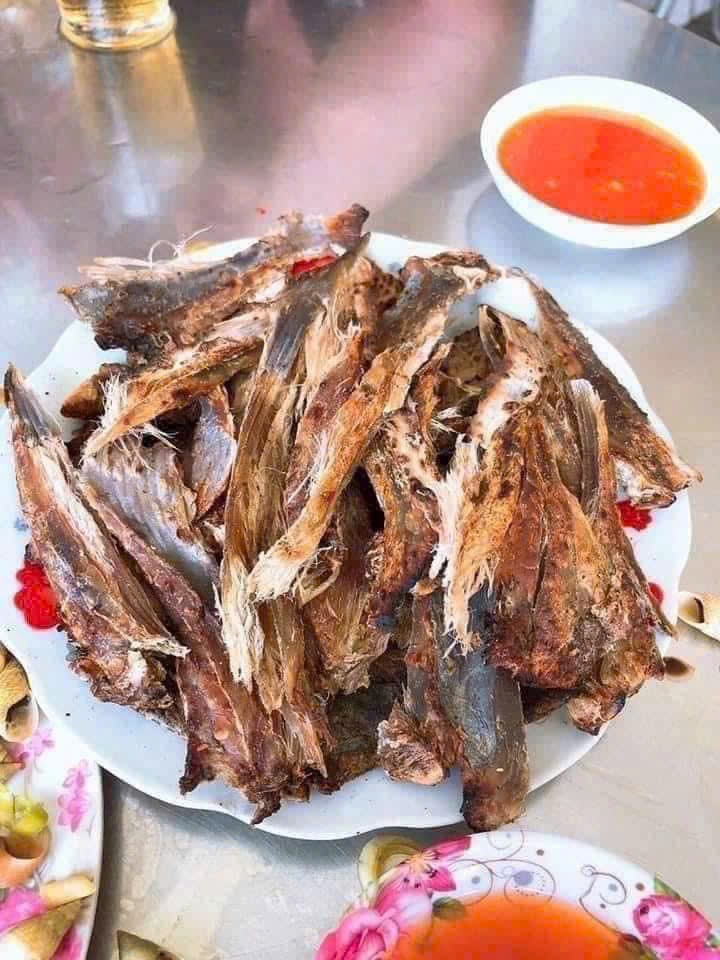 Khô cá đuối đen